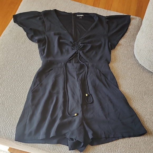 Express Black Short Sleeve Romper - Picture 1 of 9